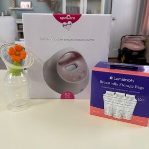 New in Box Spectra S2 Plus Double Electric Breast Pump w/ Storage Bags + Haakaa